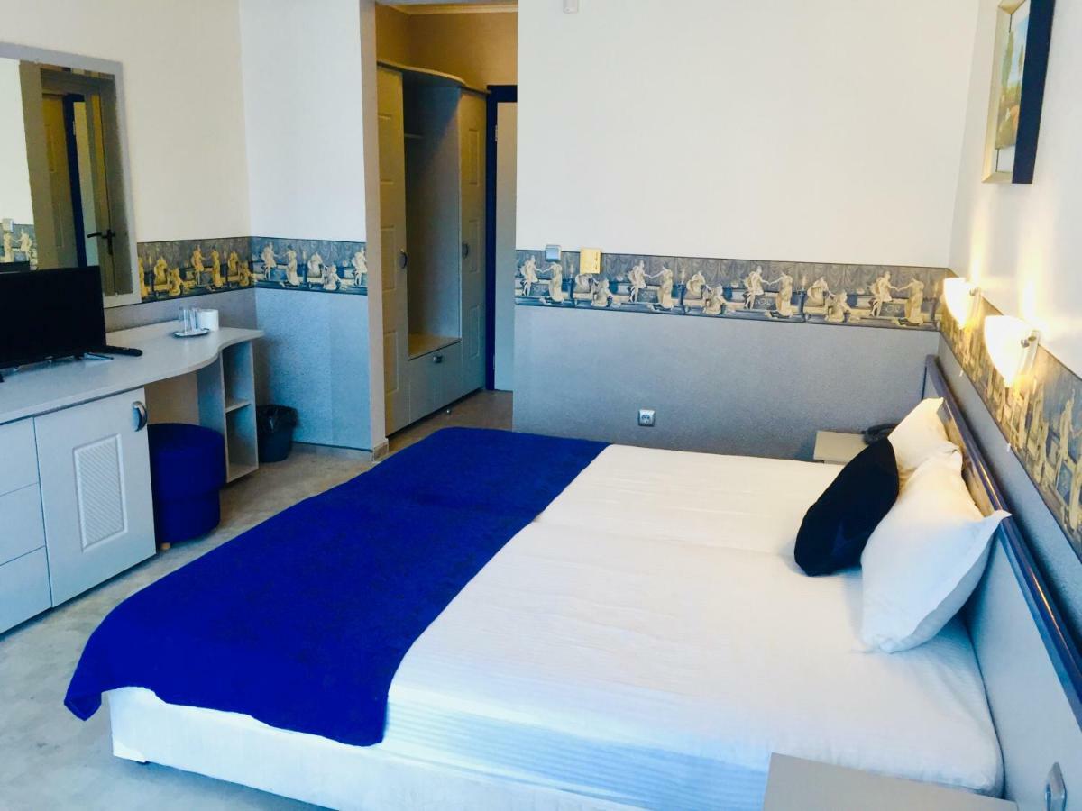 נסבר Boutique Hotel Royal מראה חיצוני תמונה