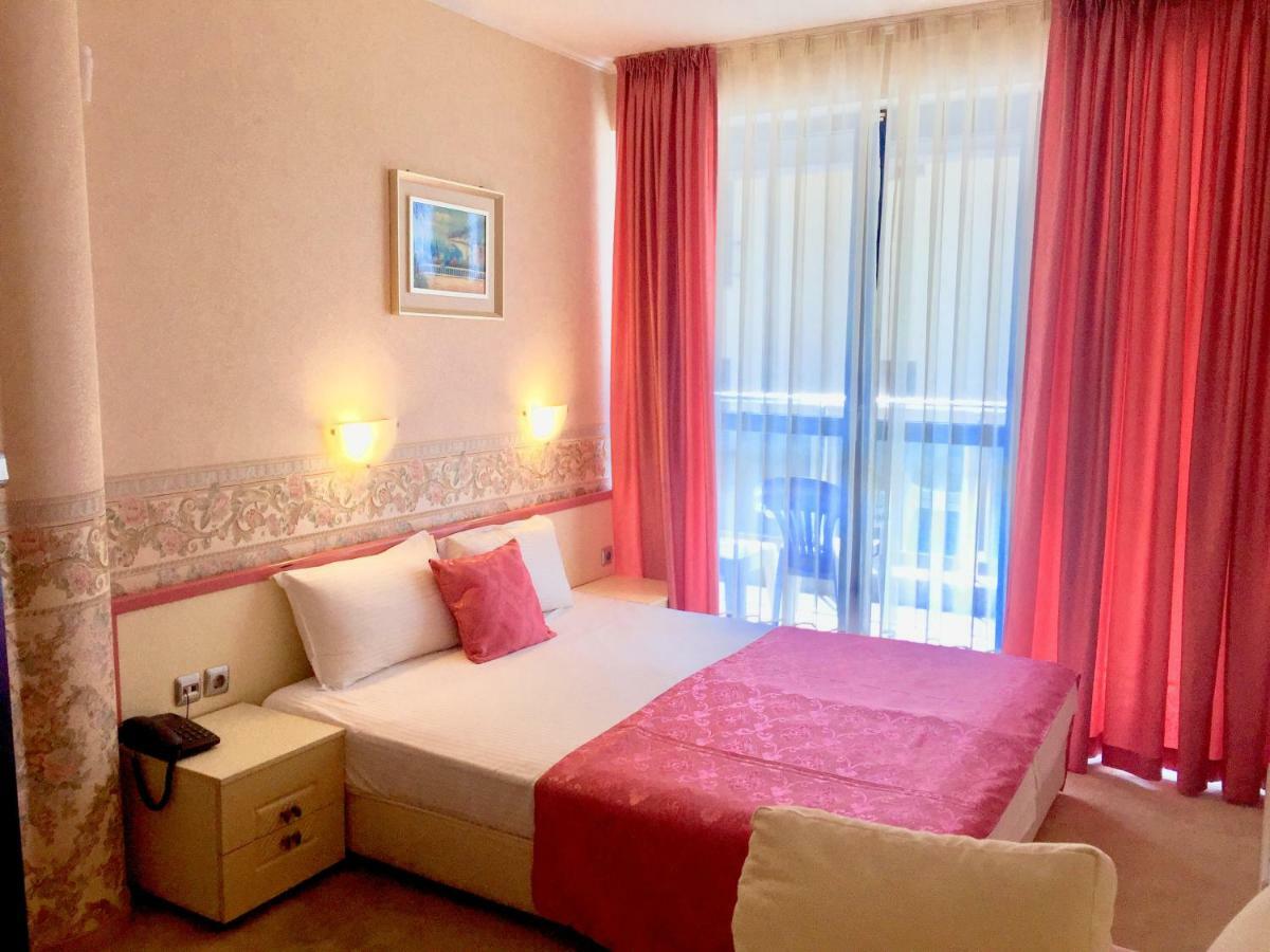 נסבר Boutique Hotel Royal מראה חיצוני תמונה