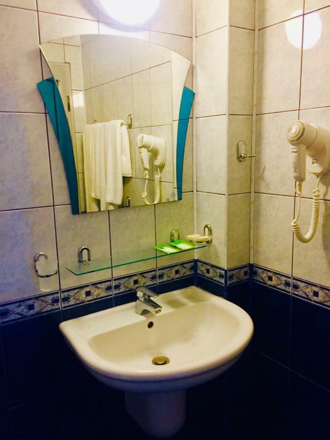 נסבר Boutique Hotel Royal מראה חיצוני תמונה