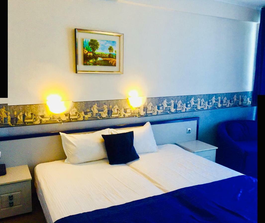 נסבר Boutique Hotel Royal מראה חיצוני תמונה