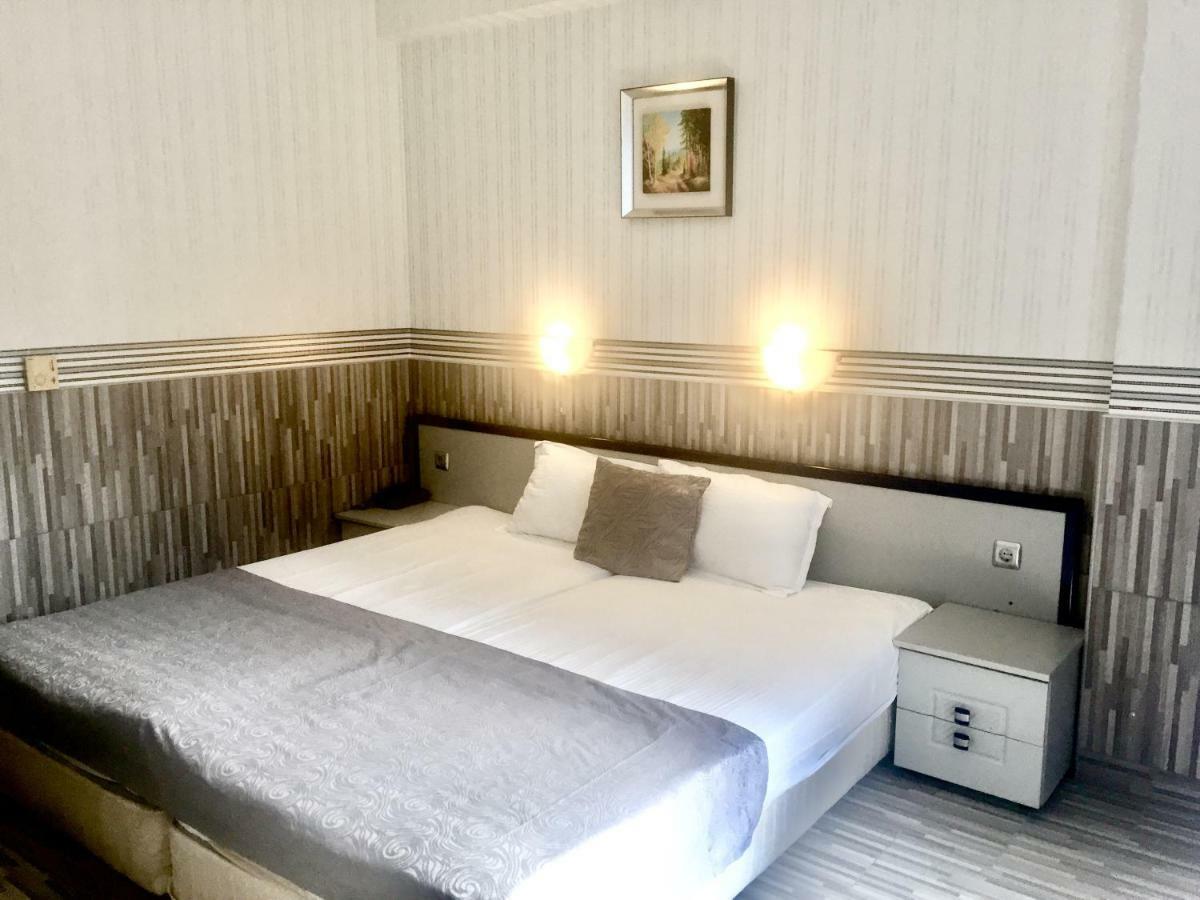 נסבר Boutique Hotel Royal מראה חיצוני תמונה