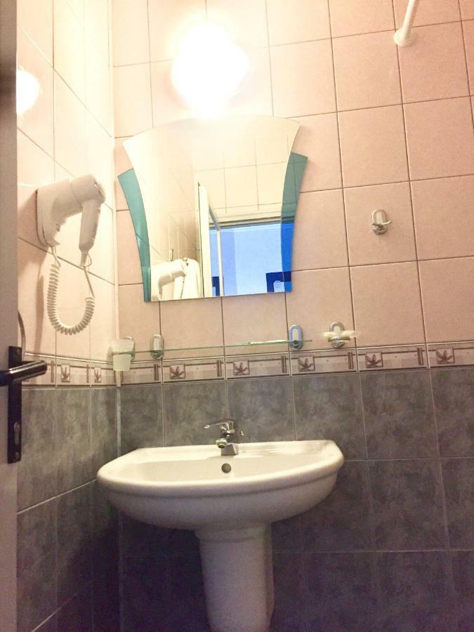 נסבר Boutique Hotel Royal מראה חיצוני תמונה